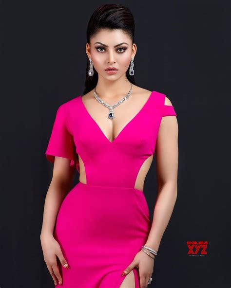 Actress Urvashi Rautela Latest Stunning Stills In All Pink Social