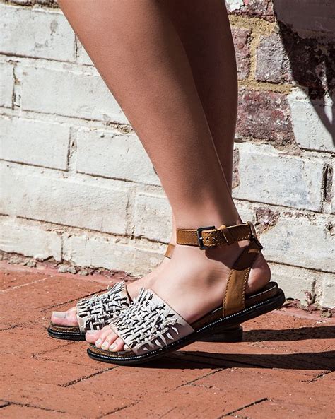Currently Obsessing Over These Otbt Sandals Meet The Voyage The