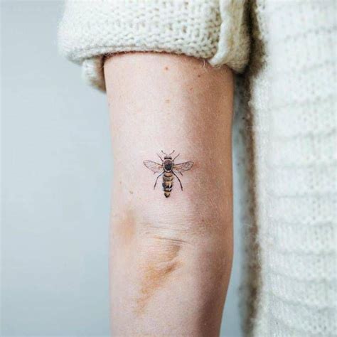 Bee Tattoo On Pinterest Bumble Bee Tattoo Knee Tattoo And Bee Elbow