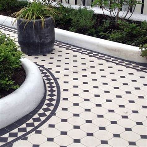 Outdoor Garden Tiles Design Make Mosaic Garden Rocks To Add A Pop Of