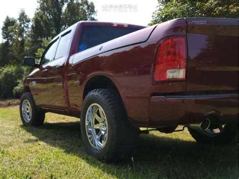 2019 Ram 1500 Classic With 20x10 24 Hostile Alpha And 32560r20