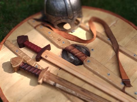 Ein Viking Sword Wooden Practice Sword Training Sword Etsy
