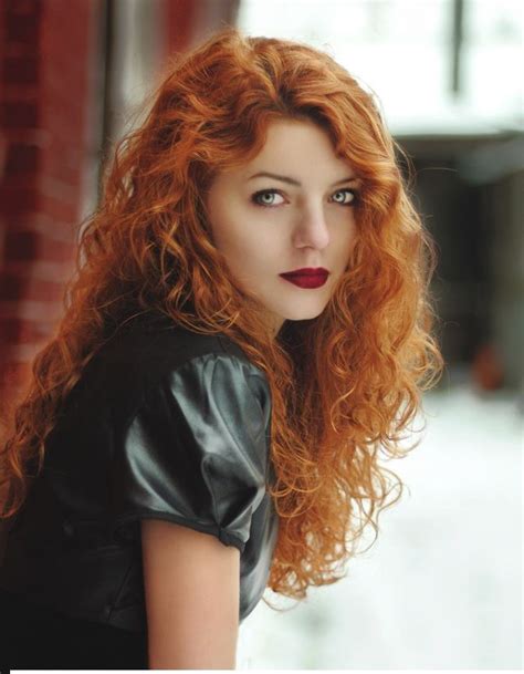 Coiffure cheveux bouclés,crépus, frisés et afro femme | Natural red