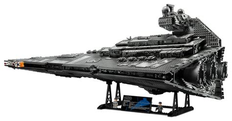 In den star wars filmen sehen wir viele verschiedene sternenzerstörer, wie die der venator oder der imperiums klasse. Verdammt! LEGO Star Wars 75252 UCS Imperialer ...