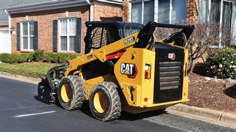 Skid Steers For Asphalt Paving Projects