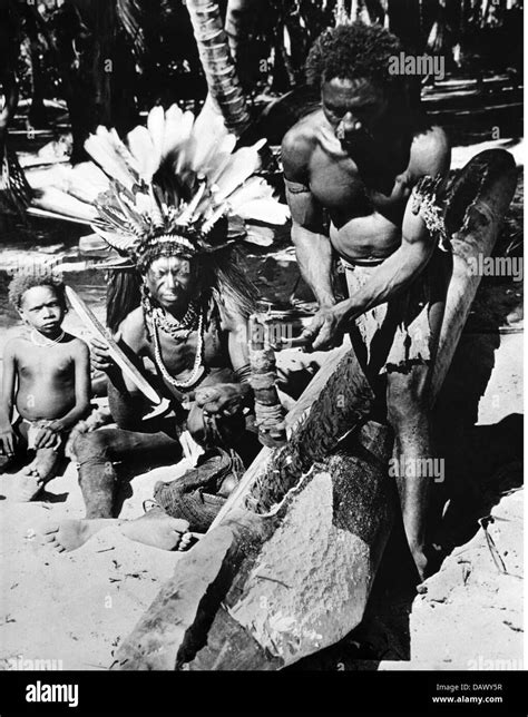 Geografía Viajes Papúa Nueva Guinea Gente Nativos Haciendo Una