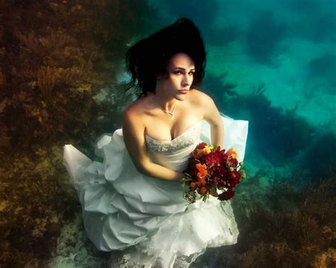 Adam Opris Photography On Mermaid Brides Bring Another Perspective To Underwater Brides Netloid™