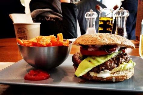 8 Restaurants In Jalandhar, Punjab For The Big-Time Foodies