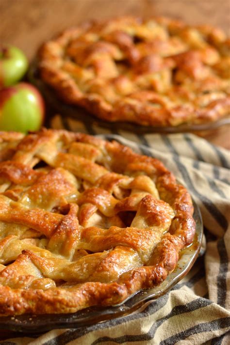 Classic Apple Pie Classic Apple Pie Savory Apple Recipes Apple Pie
