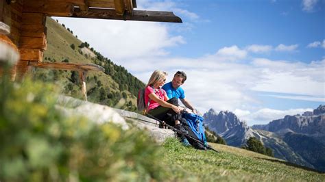 The 7 Most Beautiful Hikes In Val Gardena Dolomites
