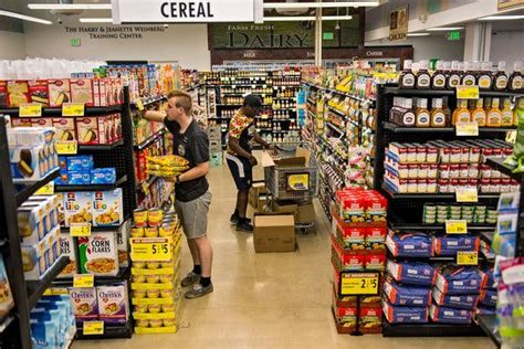 The Freshest Ideas Are In Small Grocery Stores The New York Times