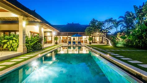 Villa Santai 4 Bedrooms Sleeps 8 Pool Seminyak Bali