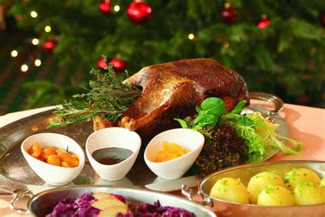 Weihnachtsgans or german christmas goose is the preferred fowl choice, along with duck, for festive occasions. The Best Traditional German Christmas Dinner - Most ...
