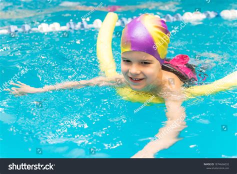 29533 Child Learning Swim Images Stock Photos And Vectors Shutterstock