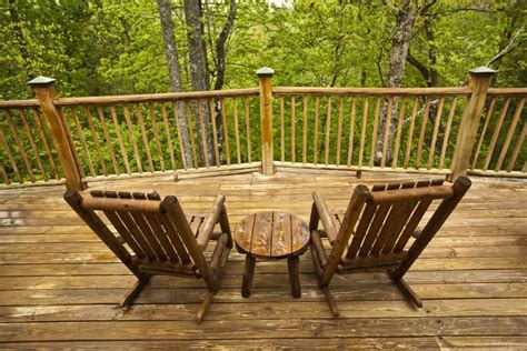 4 Reasons Couples Love Our Secluded Gatlinburg Cabins