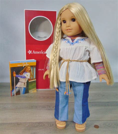 New American Girl Doll 18 Julie In Meet Outfit Blonde Hair Brown Eyes