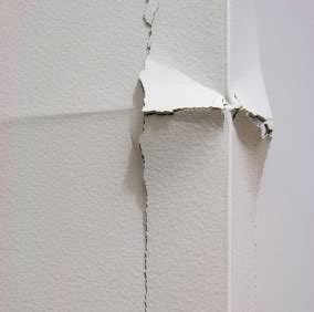 The only wallboard specifiable for sustainability. How to Repair Drywall Cracks - Networx