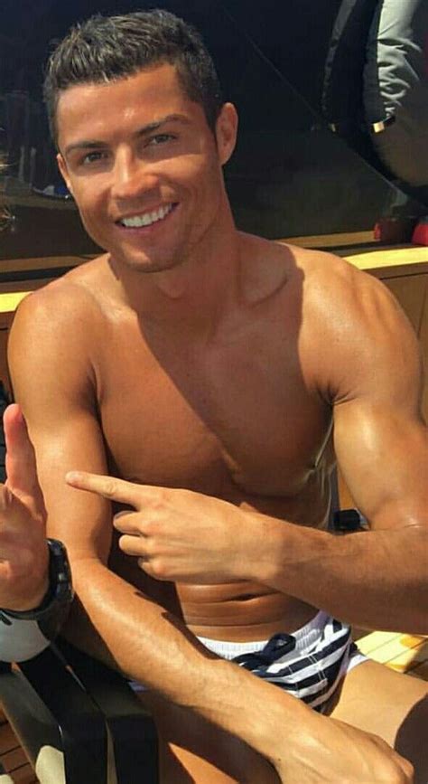 344 x 500 jpeg 43 кб. CristianoRonaldo. | Cristiano ronaldo cr7, Ronaldo ...