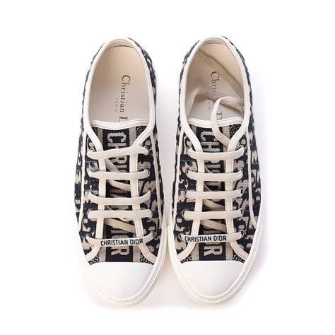See more ideas about sneakers, dior sneakers, sneakers fashion. CHRISTIAN DIOR Canvas Oblique Walk'N'Dior Low Top Sneakers ...