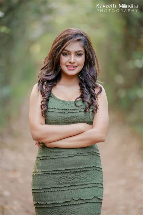 Lankan Hot Actress Model Tv Presenter Singer Pics Stills Gallery