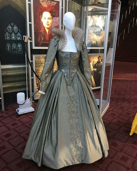 Mary Queen Of Scots Elizabethan Costume Tudor Fashion Tudor Costumes