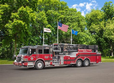New Pierce Fire Truck Velocity 100 Ascendant Mid Mount Tower