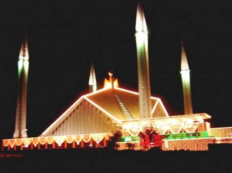 Shah Faisal Mosque Islamabad Paki Mag