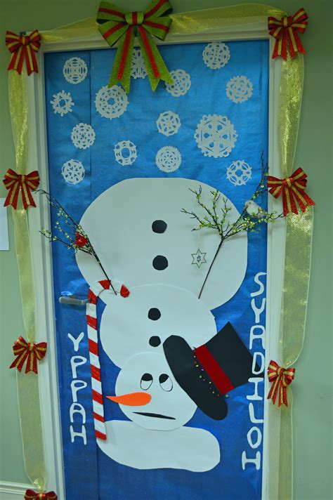 Looking for the most informative opinions in the web? Christmas door decorating contest. | Christmas door decorating contest