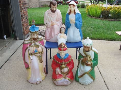 Empire Christmas Nativity 3 Wisemans Lighted Outdoor Yard Decor Blow