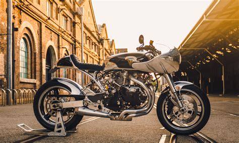 Simons Shadow A Modern Vincent Cafe Racer Return Of The Cafe Racers