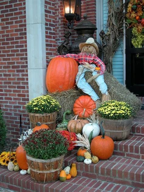 25 Best Fall Yard Decor Ideas And Designs Pumpkins Leaves For 2019