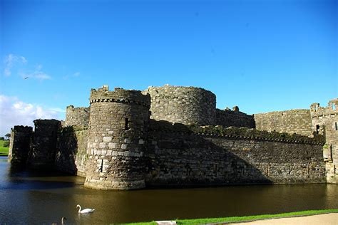 Fonds Decran Château Fort Beaumaris Castle Pays De Galles Villes
