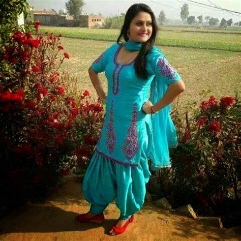 Pakistani And Indian Desi Punjabi Villages Girls Photos Indian Outfits Village Girl Afghan