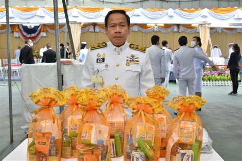 ศูนย์ราชการเฉลิมพระเกียรติ 80 พรรษา 5 ธันวาคม 2550 (อาคารราชบุรีดิเรกฤทธิ์) เลขที่ 120 หมู่ 3 ถนนแจ้งวัฒนะ แขวงทุ่งสอง. ประธานศาลรัฐธรรมนูญ และเลขาธิการสำนักงานศาลรัฐธรรมนูญ ร่วม ...