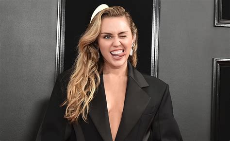 Em Nova Fase Miley Cyrus é Destaque No Grammy E Afirma Estar Mais