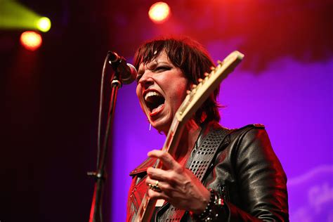 Lzzy Hale Touts The Joy Of Playing Without Pre Recorded Tracks