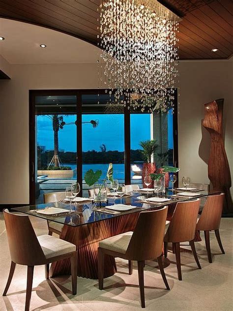 10 Modern Chandeliers You Will Love Id Lights Tropical Dining Room