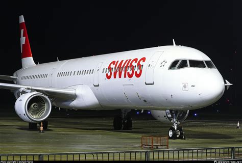 Hb Ioh Swiss Airbus A321 111 Photo By Michael Pearce Id 1351557