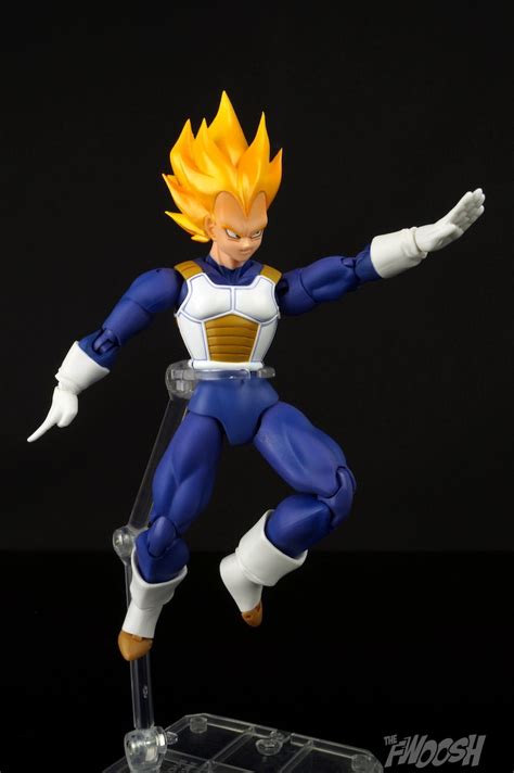 Broly action figure 4.8 out of 5 stars 600 21 offers from $135.39 S.H. Figuarts Dragon Ball Z Vegeta Review | The Fwoosh