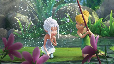Tinkerbell And Periwinkle Tinkerbell And The Mysterious Winter Woods