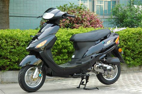 Visit our website and explore the wide variety of products. 50cc Moped Registerable Scooter - eXtremeMotos.com.au ...