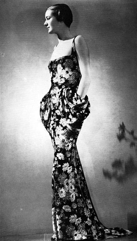 33 Gorgeous Photos Defined Evening Gowns Of The 1930s Artofit