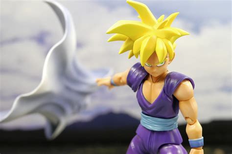 Maybe you would like to learn more about one of these? S.H.Figuarts Dragon Ball Z Super Saiyan Son Gohan (SDCC 20… | Flickr