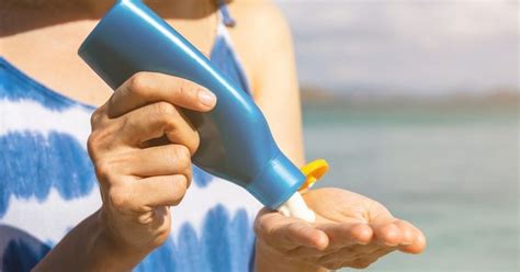 With a higher spf, it is believed that the recommended minimum of 15 will be achieved based on usage. Why you should never use expired sunscreen in 2020 ...