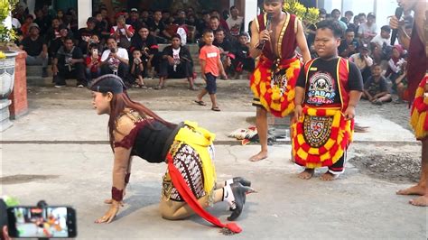 Lucu Poll Ganongan Cilik Gak Kuat Kena Goyanganya Jathil Ayuk Ginuk