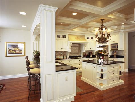 English Country Style Grand Kitchen Traditional Kitchen Other