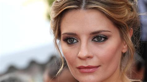 The Oc Star Mischa Barton Is A Victim Of Revenge Porn Her Sex Tape Is