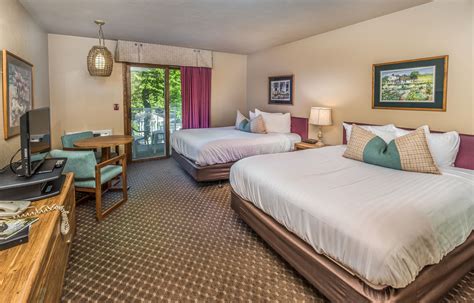 traditional hotel room   queen beds  pets somerset inn