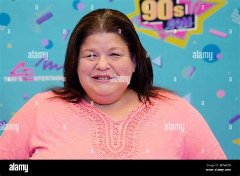 lori beth denberg attends 90s con on saturday march 18 2023 at the hartford convention center