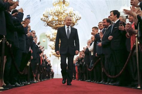 Russia’s Putin Sworn In For 4th Term Vows Economic Reforms The Columbian